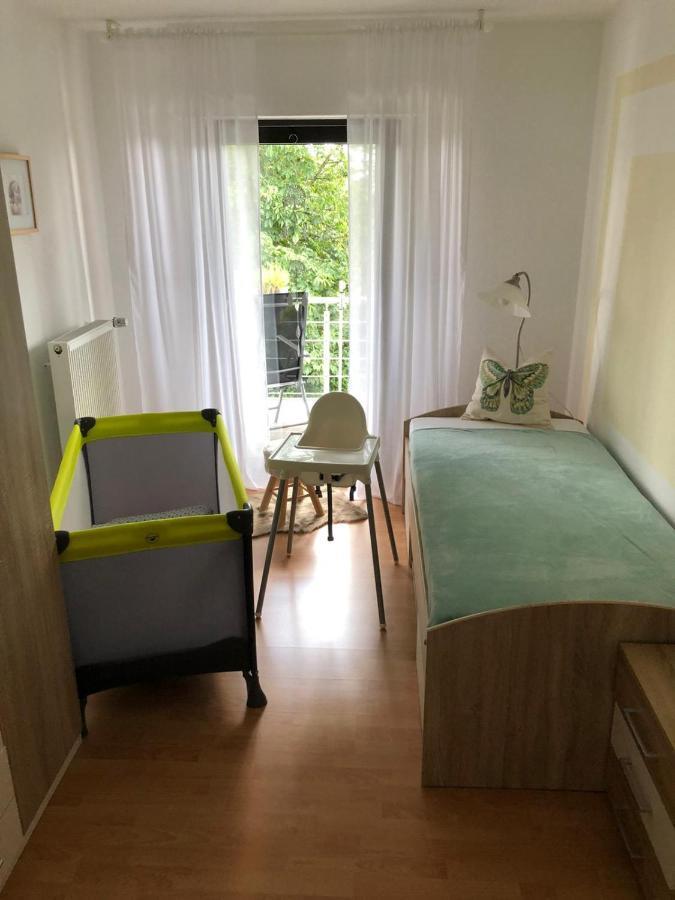 Und Monteurwohnung Matthies Naehe Koeln 30km Apartment *